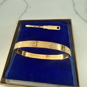 Vintage Charles Revson 1970 Aldo
Cipullo